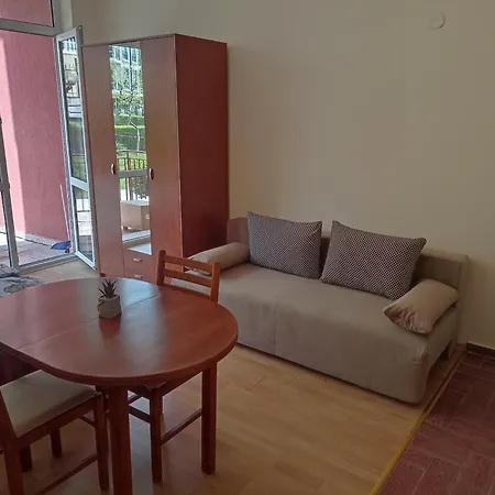 Apartment Privilege *