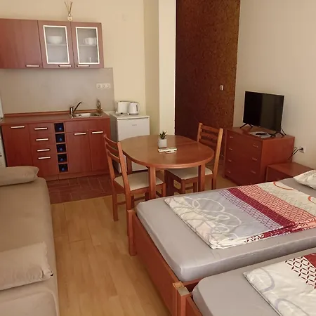 Apartment Privilege *